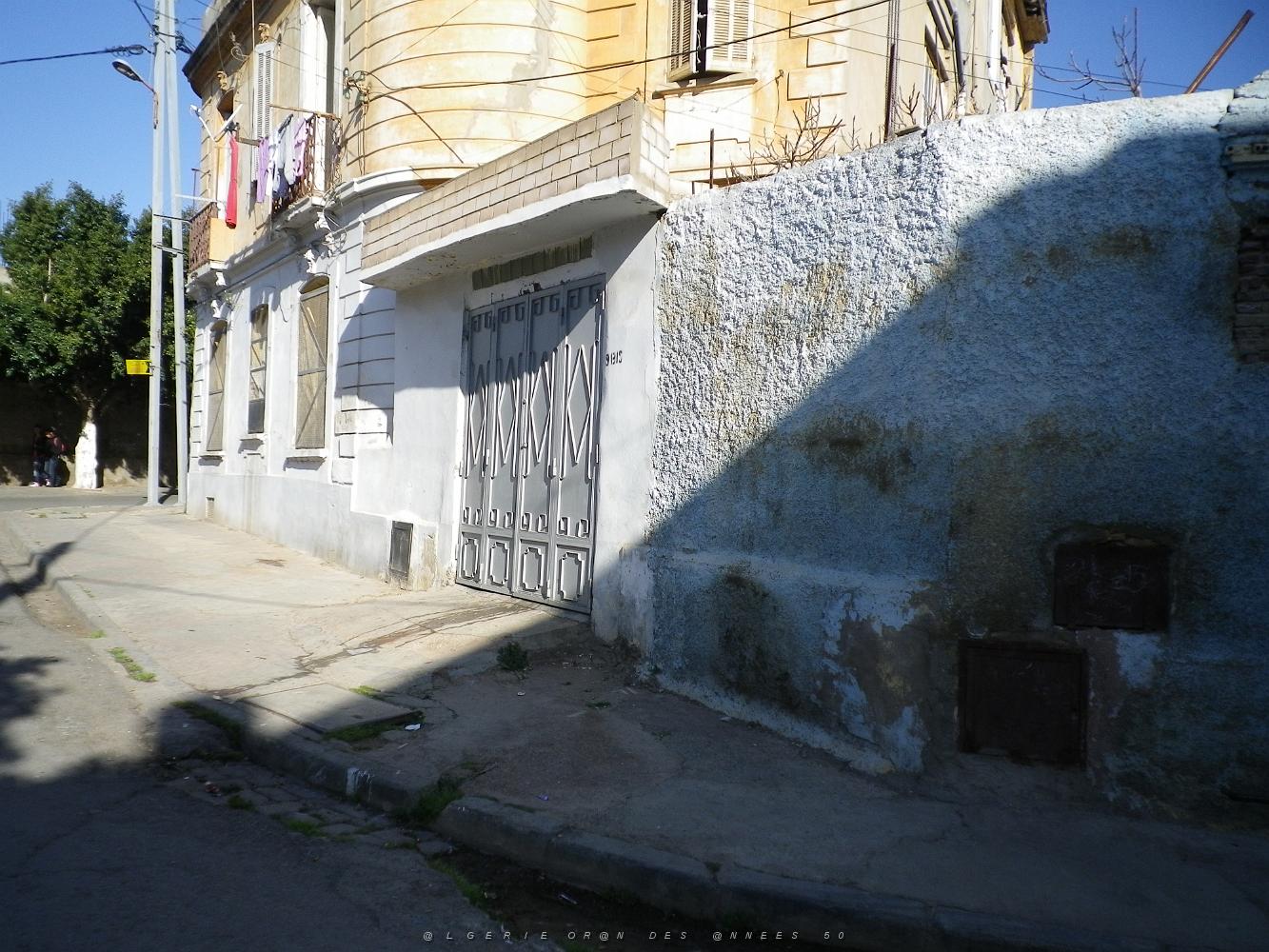 1450 dernier immeuble rue docteur pauly.JPG